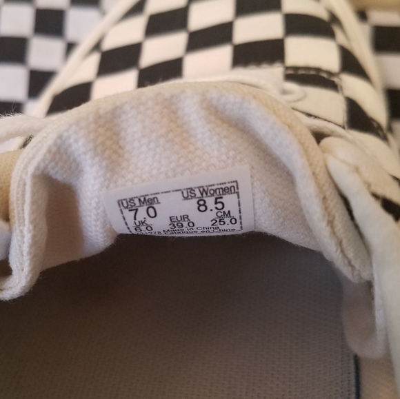 Unisex Checkered  Vans - Picture 7 of 8